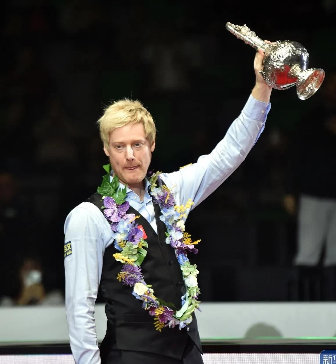 更象征着利 更象征着利