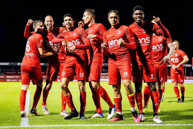 争者争抢的 争者争抢的