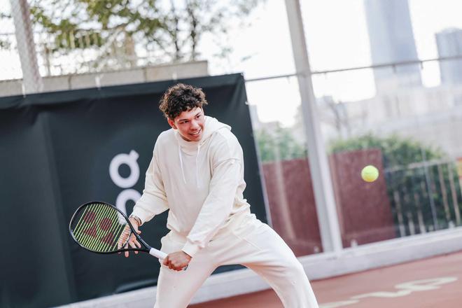 跨栏新力量 跨栏新力量